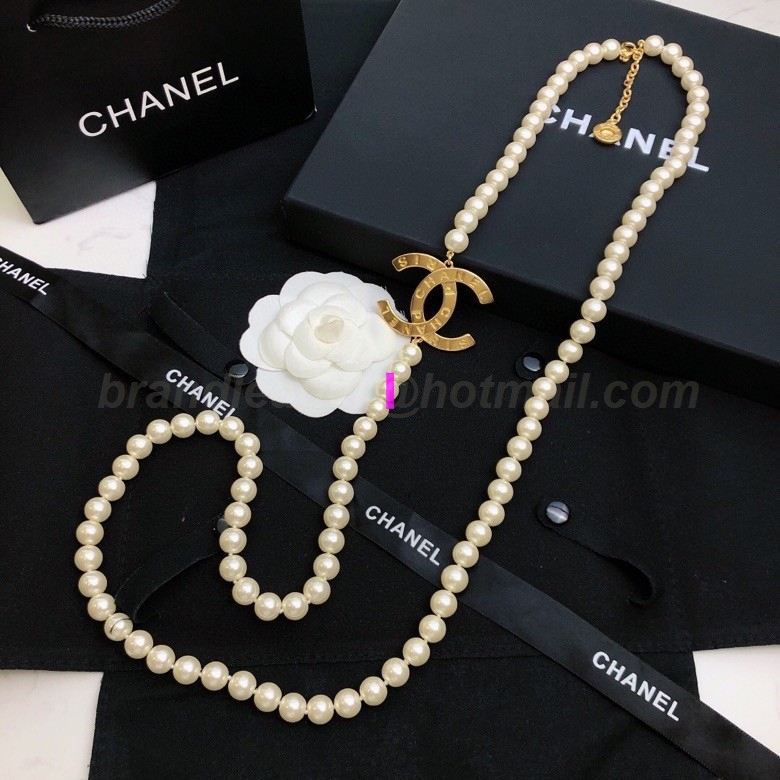 Chanel Necklaces 376